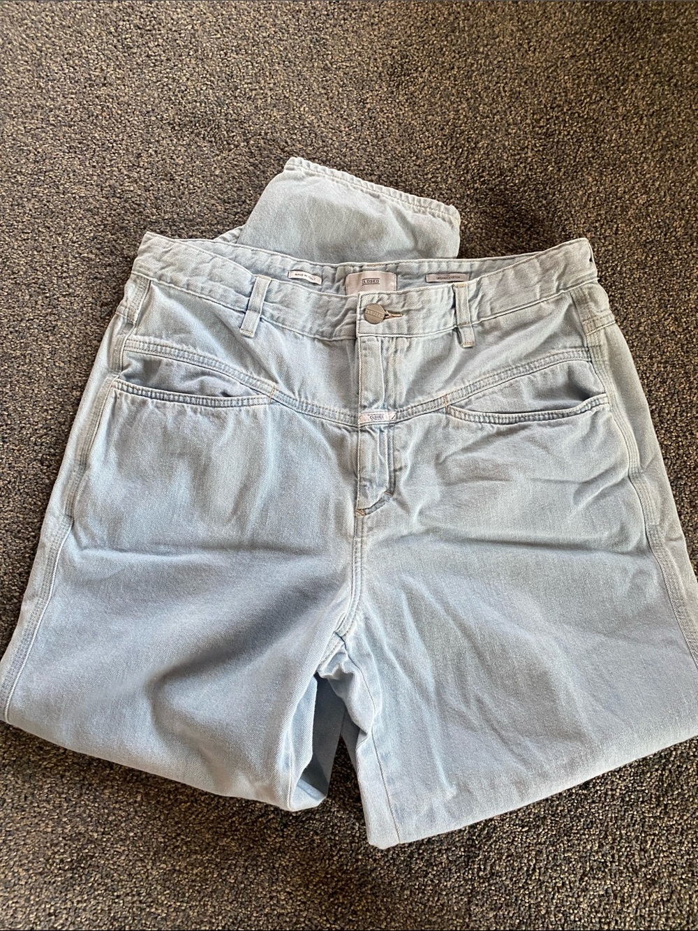 Light Blue Women's Jeans Shorts - Classic High-Rise Style